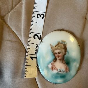 Vintage cameo